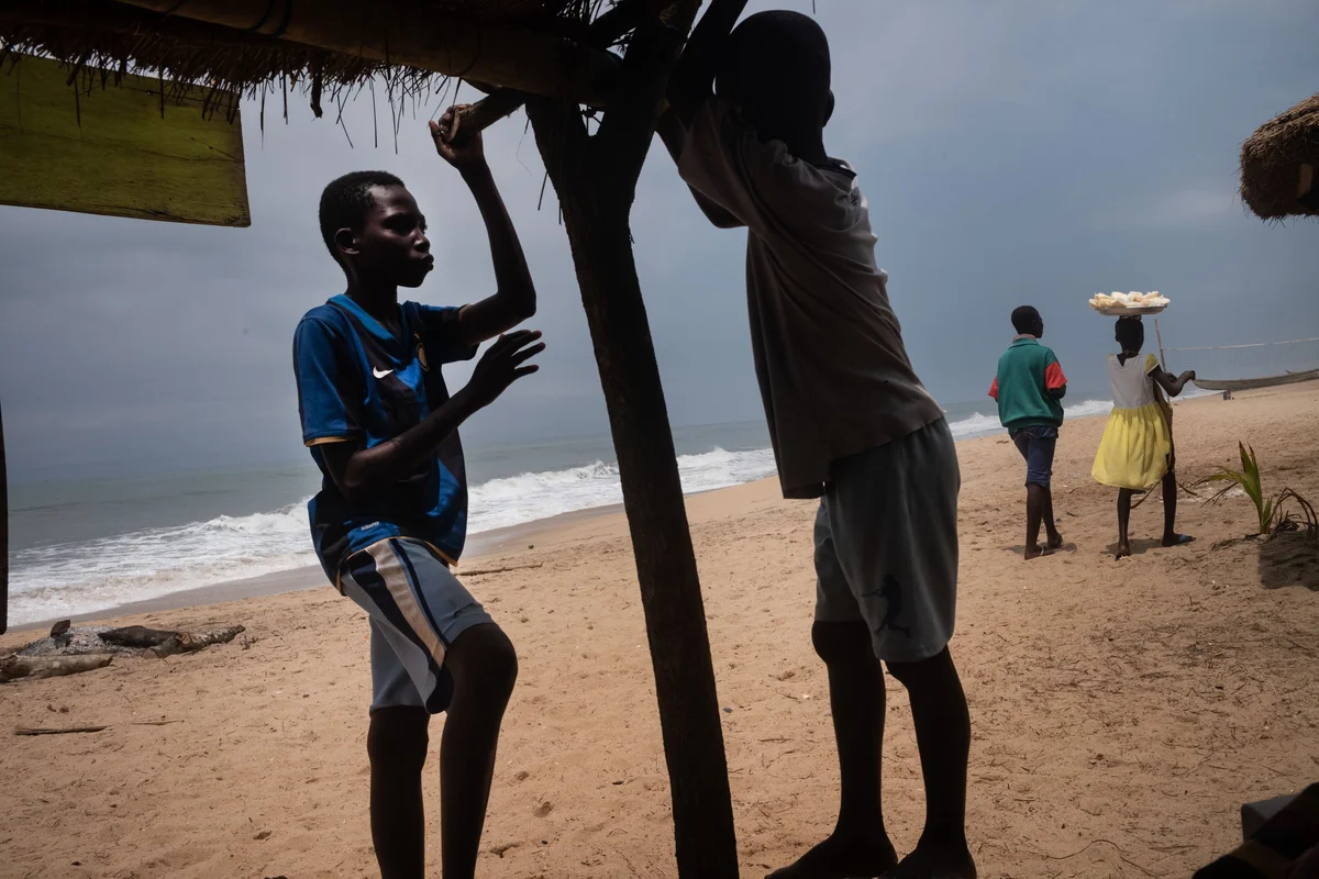 Ghana — Beyond the shores of no return, photograph 6 of 51 by Nikos Economopoulos