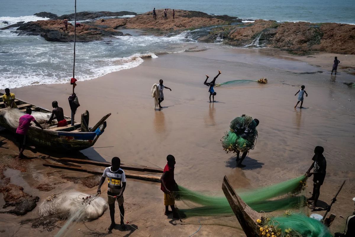 Ghana — Beyond the shores of no return, photograph 25 of 51 by Nikos Economopoulos