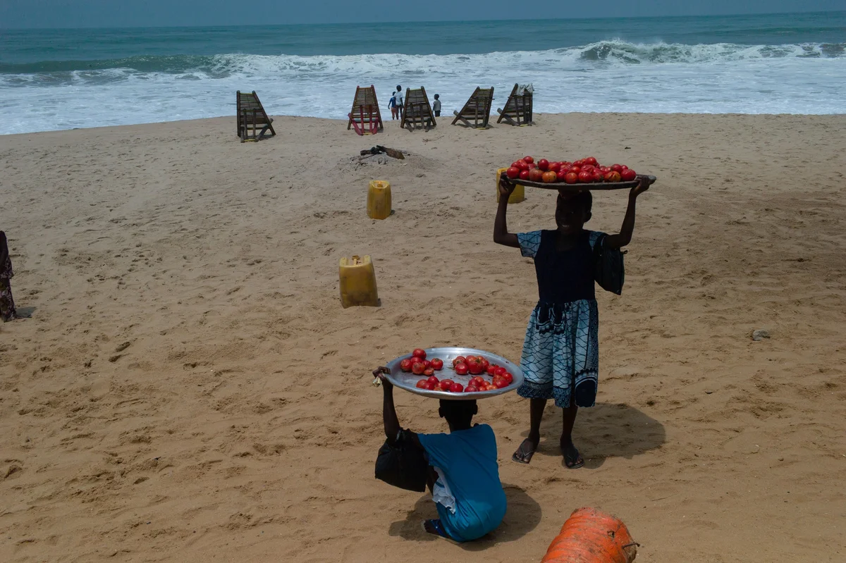 Ghana — Beyond the shores of no return, photograph 26 of 51 by Nikos Economopoulos