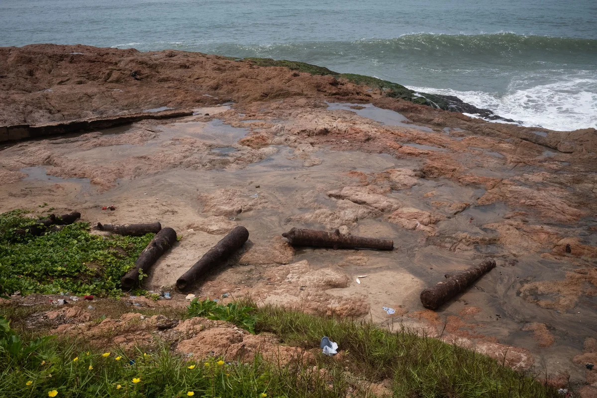 Ghana — Beyond the shores of no return, photograph 44 of 51 by Nikos Economopoulos